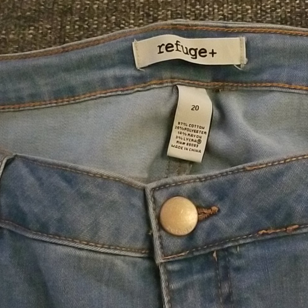 Jeans - Picture 3 of 3